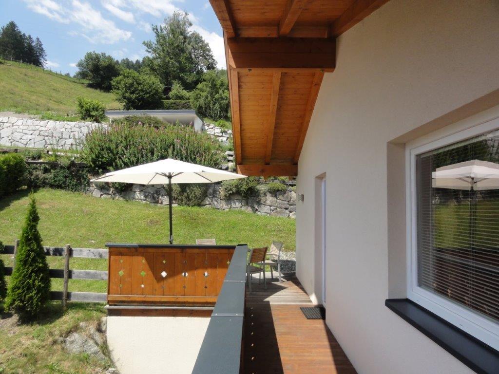 Balkon en terras van het appartement