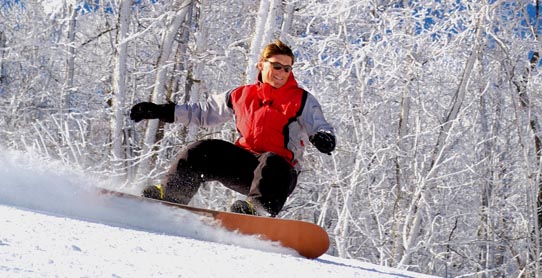 Snowboarden in het funpark bij Neukirchen